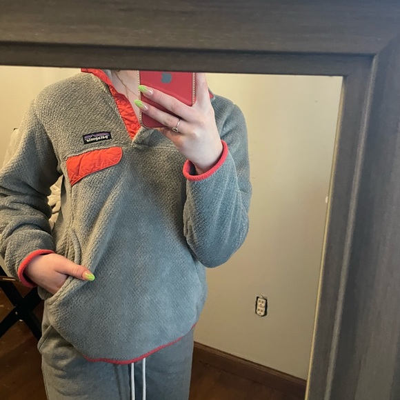 Pullover - Picture 4 of 4